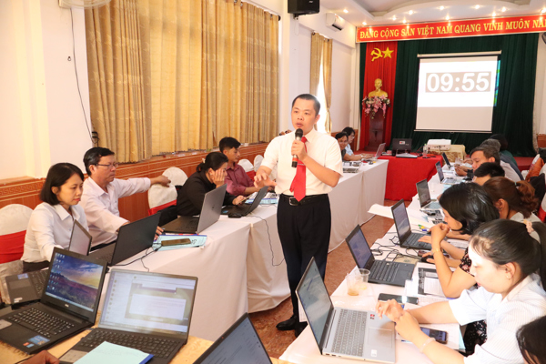 Tập huấn nâng cao kỹ năng ứng dụng AI cho đội ngũ khuyến nông Đắk Lắk